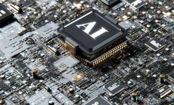 Поемат ли контрола върху AI потребителите след забавянето на регулациите