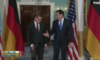 Още се търси компромисен вариант за Гренландия