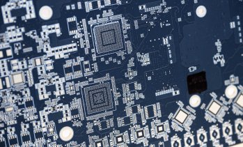 Foxconn и Intel ще разработят съвместно инфраструктура за изкуствен интелект