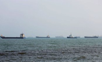 Задава се недостиг на корабно гориво заради войните в Украйна и Близкия изток