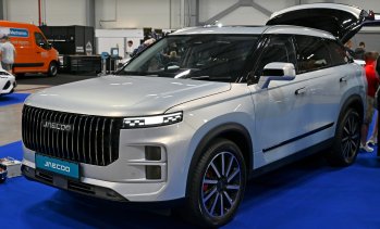 &bdquo;Range Rover от Temu&ldquo; отново владее британския автомобилен пазар