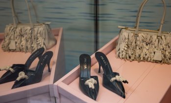 Търсенето на бранда Prada се забавя и това е проблем за компанията