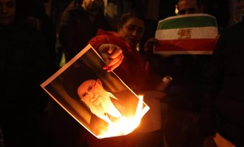 Берлин: Дните на режима в Иран са преброени