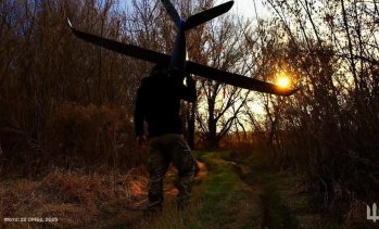 Русия модернизира противоградни ракети за борба с дроновете и ожесточава ударите в тила