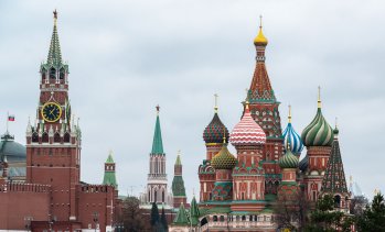 Кремъл не изключва възобновяване на мирните преговори с Украйна и САЩ