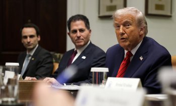 САЩ започват приема на заявления за „Златна карта“ в опит да привлекат богатите чужденци