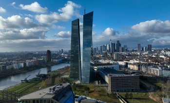 Еврогрупата избира втория по ранг ръководител на ЕЦБ преди по-мащабни промени