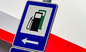 Цените на горивата в България вървят&nbsp;надолу
