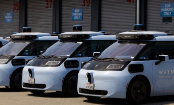 Европа ускорява внедряването на автономни коли