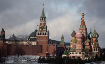 ЕС има ход - да всее раздор в руския елит, вместо го да чака да се опълчи срещу Кремъл