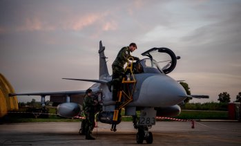 Въздушната война на Украйна с Русия е часът на истината за шведските изтребители Gripen