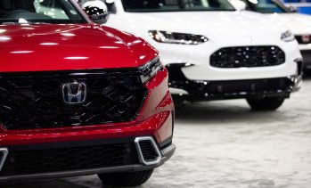 Honda повишава прогнозата си с 30% заради слабата йена и силното търсене в САЩ
