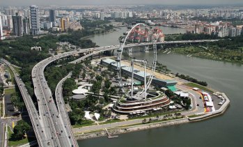 Сертификатът за притежаване на автомобил в Сингапур доближава 100 хил. долара