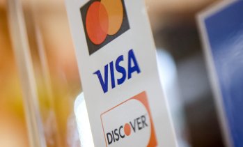 Visa получи зелена светлина за начало на подготовка за бизнес с банкови карти в Китай