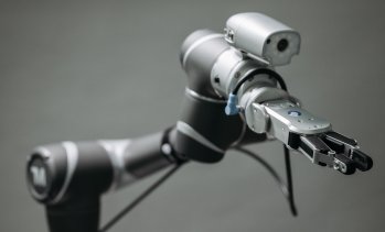 Нова платформа на българския INSAIT и NVIDIA изследва бъдещето на роботиката