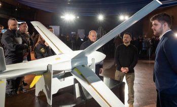 Производителят на ракетите "Фламинго" се бори да спаси името си и да увеличи производството