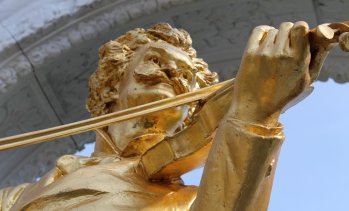 Рекорден туризъм, рекорден данък: Виена рискува да &bdquo;убие кокошката със златните яйца&ldquo;