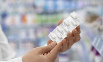 Установиха над 30 сайта, предлагащи неразрешени лекарствени продукти