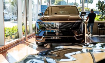 General Motors последва примера на Ford &ndash; загърбва електрификацията и отписва 6 млрд. долара