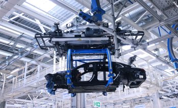Mercedes сигнализира, че е отворен към военния сектор