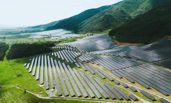 Соларс Енерджи и 360 Energy откриха нов хибриден ВЕИ парк край Мъглиж
