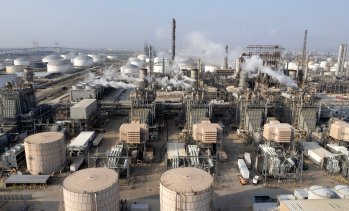 Цената на петрола се стабилизира сред двудневния ръст*