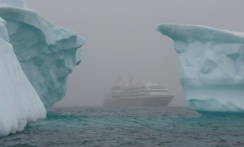 Ще има ли лято без лед на Северния полюс и по-зелена Антарктика?