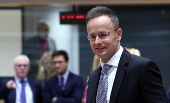 Унгария иска да се противопоставя на външния натиск заедно с Русия