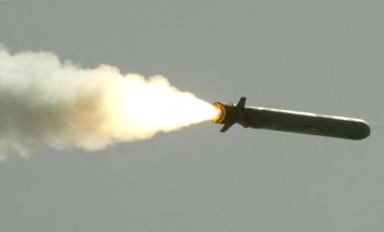 Германия се споразумя да закупи от САЩ крилати рекети Tomahawk
