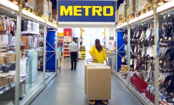 Путин поставя под временен контрол руския бизнес на Metro