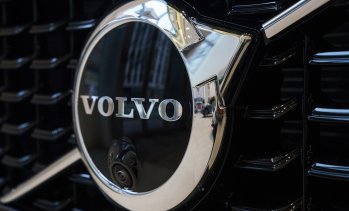 Производителят на камиони Volvo AB отчита подобрено търсене в Северна Америка и Европа
