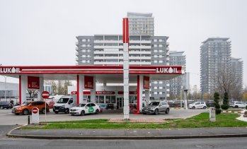 Chevron и Quantum Energy готвят оферта и планират да си поделят активите на "Лукойл"