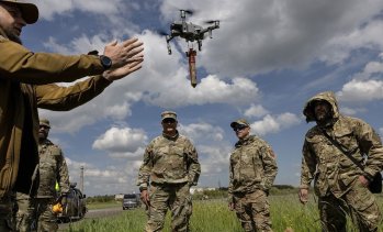 Пътят към Крим през окупираните територии е под огневия контрол на Украйна