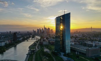 Проучване: ЕЦБ ще повиши лихвените проценти два пъти през 2026 г.
