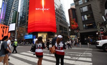 Цената на акциите на SpaceX падна под нивото от IPO-то
