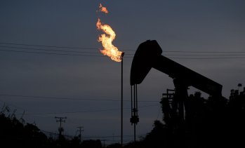 Русия изгуби контрола върху рафинериите си и почти половината от капацитета им