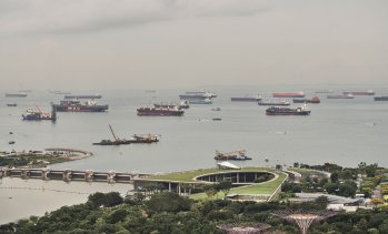 Къде ще отиде руският петрол, ако САЩ изпълнят заканите си за нови санкции?