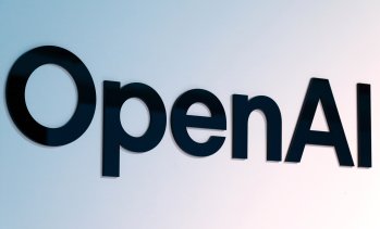 OpenAI пуска ChatGPT за тийнейдържи с родителски контрол и мерки за сигурност