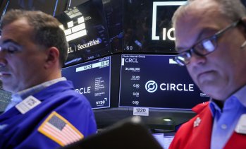 S&P 500 и Dow започват търговията с нови рекорди*