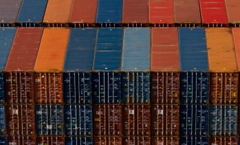 Приходите на САЩ от мита са нараснали с над 60% през април