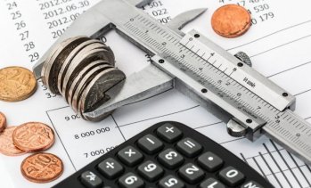 Икономист: Ако България свие разходите, процедурата по свръхдефицит може да е кратка