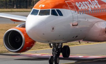 Apollo се включи в битката за easyJet с оферта за 5,7 млрд. паунда