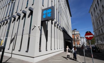 ОПЕК+ е постигнала приципна договореност за малко увеличение на квотите