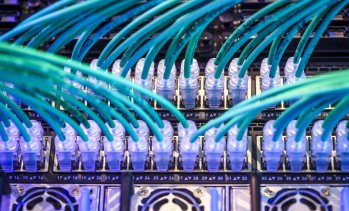 Финландия предупреждава Европа: Изгубихме Nokia, не трябва да губим и битката за AI