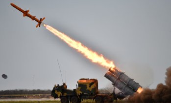 Украйна изпрати реактивни и морски дронове и собствени ракети в атаката по Новоросийск