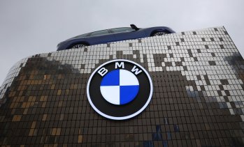 BMW ще назначи Милан Неделкович за нов изпълнителен директор от май 2026 г.