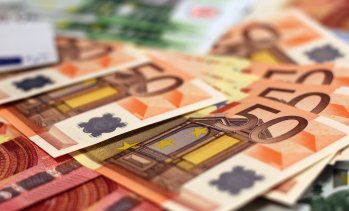 ЕС преодоля бюджетен спор, без да разтревожи пазарите или рейтинговите агенции