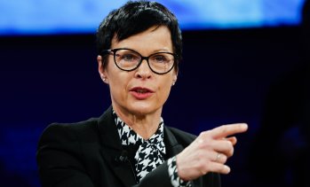 Брюксел определи краен срок до юли за отваряне на преговорните клъстери за Украйна