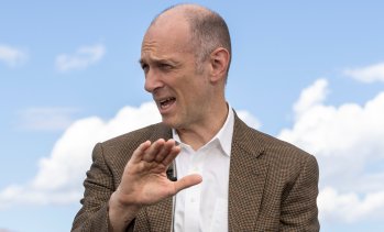 Гулсби: Инфлацията може да се върне с пълна сила, ако Фед загуби независимостта си