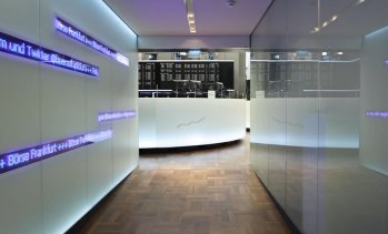Пазарният регулатор на ЕС предупреждава за риск от рязък спад на пазарите